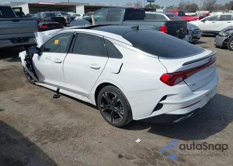 2021 Kia K5 Gt-Line z USA, uszkodzony, nr VIN 5XXG64J27MG013207